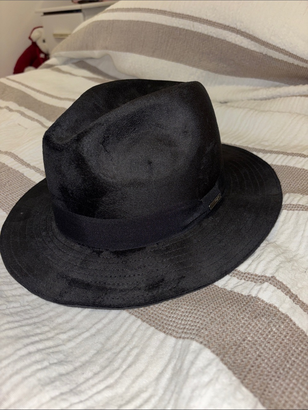 Roxy Black Felt Trilby with Branded Band